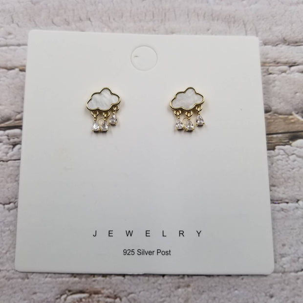 Treasure Wholesale - Natural Shell Zircon Cloud Earrings