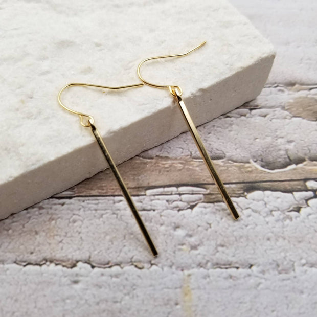 Treasure Wholesale - Metal Stick Earrings