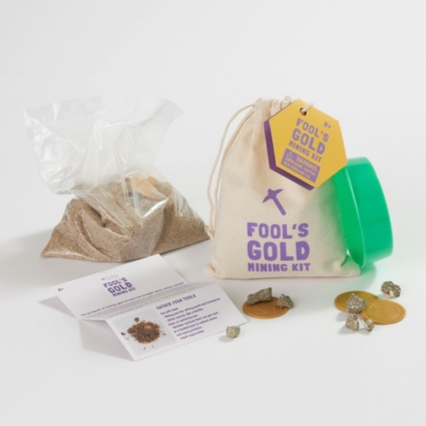 GeoCentral - Fool's Gold Mining Kit - Sift Real Sand and Crystals!